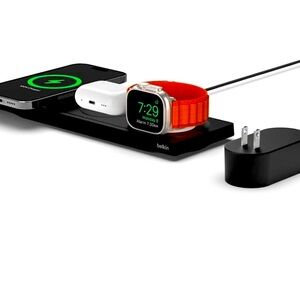 Belkin Mag-Safe 3-in-1 wireless charging pad